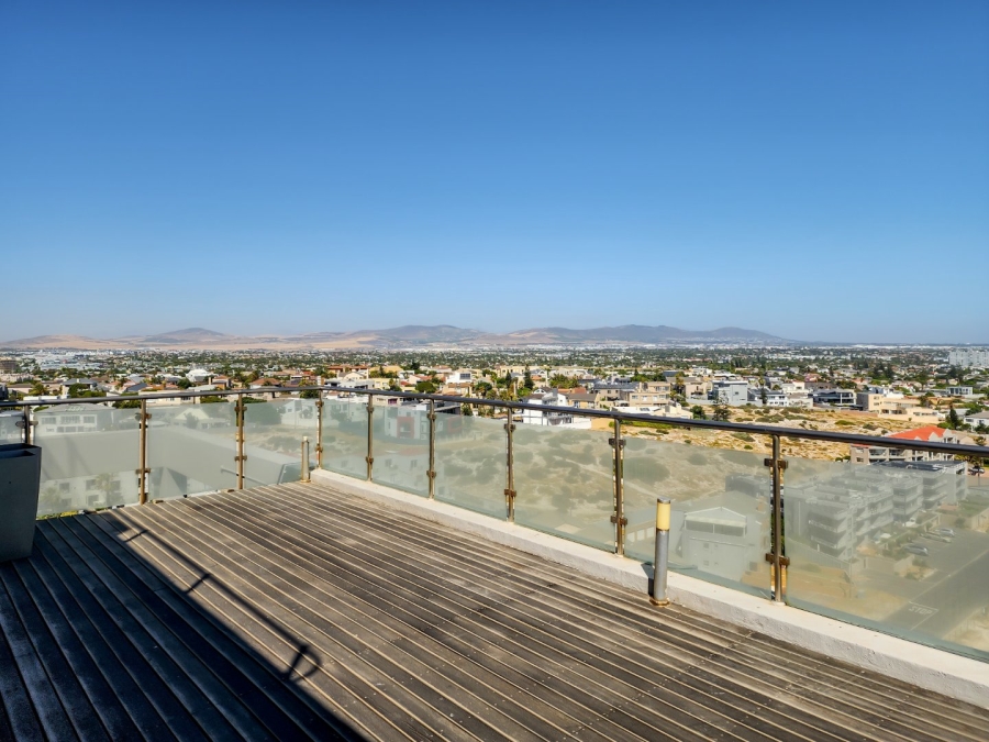 4 Bedroom Property for Sale in Beachfront Western Cape